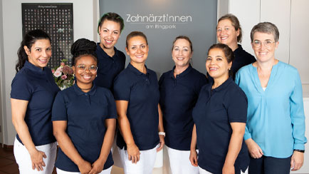 Zahnärztinnen Würzburg Praxisteam